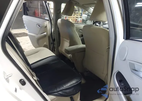 2011 Toyota Prius Three z USA, uszkodzony, nr VIN JTDKN3DU8B5320178